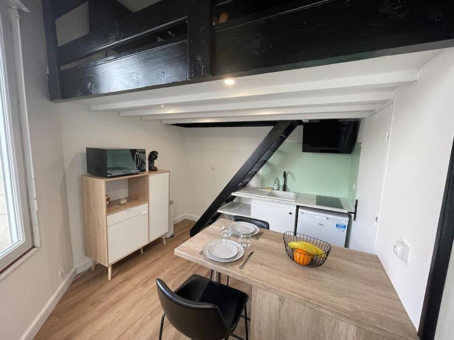 La Perle Marine- Proche Marche Central Et Vieux Port - Wifi Haut Debit - Apartment *