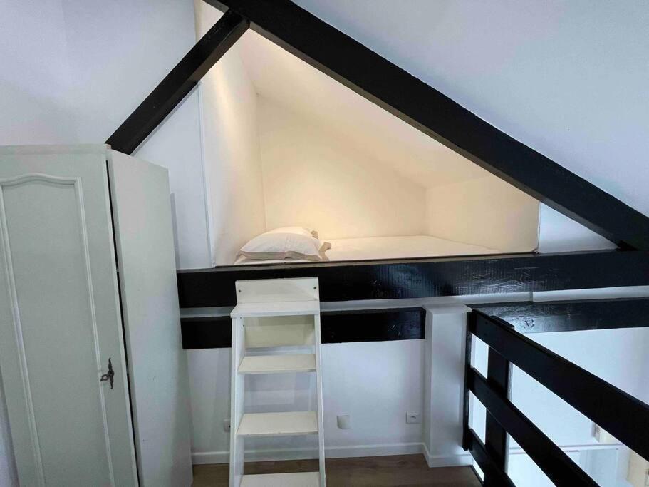 La Perle Marine- Proche Marche Central Et Vieux Port - Wifi Haut Debit - Apartment